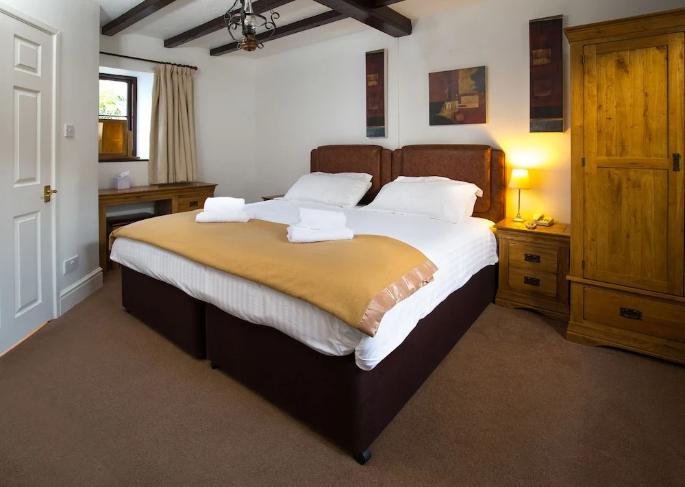 Oxwich Bay Hotel