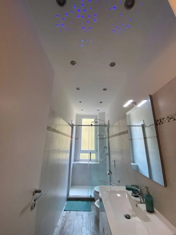 Apartment Near the Colosseum, With Metro Line A a 2 Minutes Walk Away