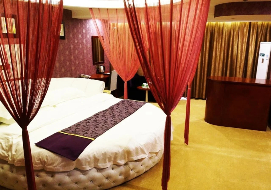 GreenTree Inn Xian Longshouyuan Metro Station Hotel
