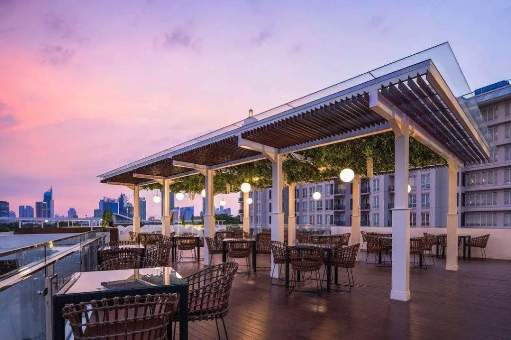 Daima Norwood Hotel