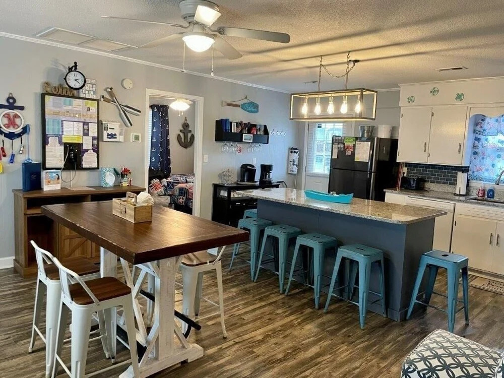 Sandy Bottoms 4 Bedroom Home by RedAwning