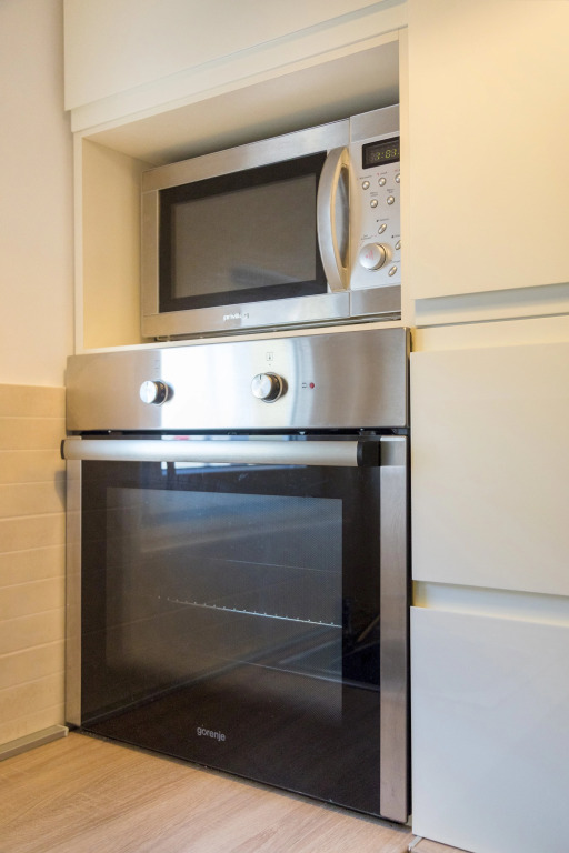 Cute and Sunny Studio in Zagreb With Balcony & Free Parking