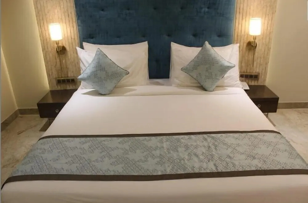 The Royal Class Hotel