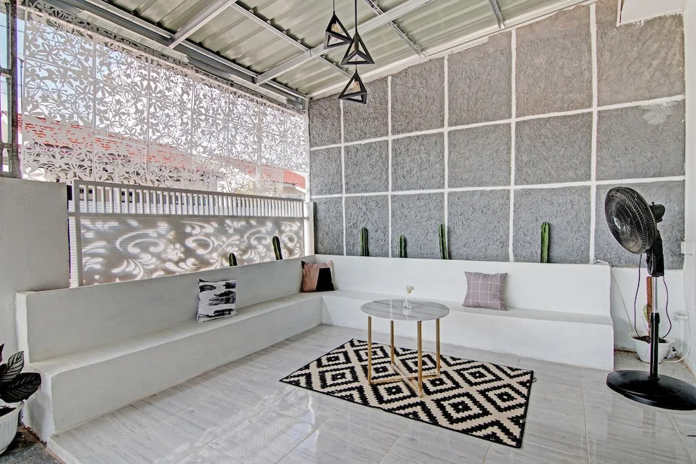 Hotel O Teguh Homestay Syariah