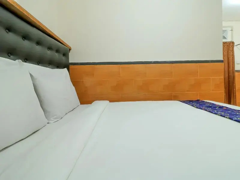 OYO 2580 Hotel Puri Royan