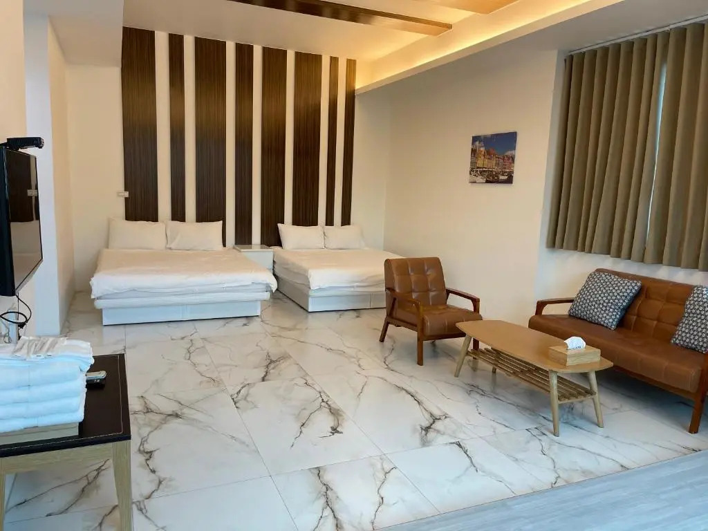 Fun Holiday Family Hostel