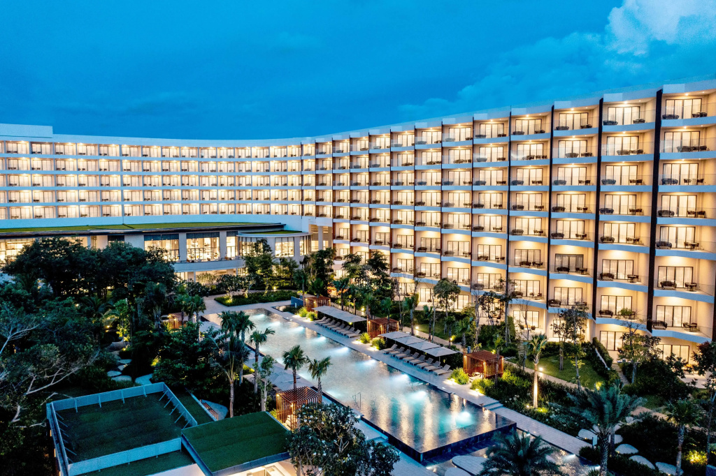 Crowne Plaza Phu Quoc Starbay by IHG
