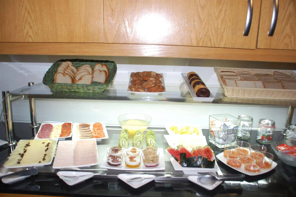 Eco Alcalá Suites