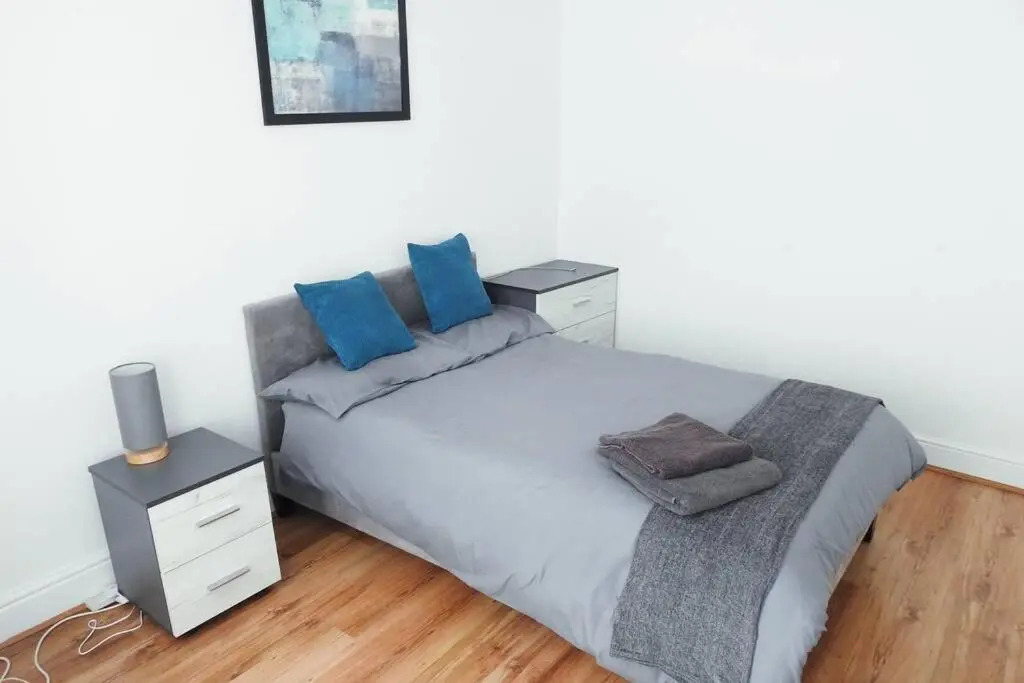 Outstanding and Spacious modern 4 bedroom house