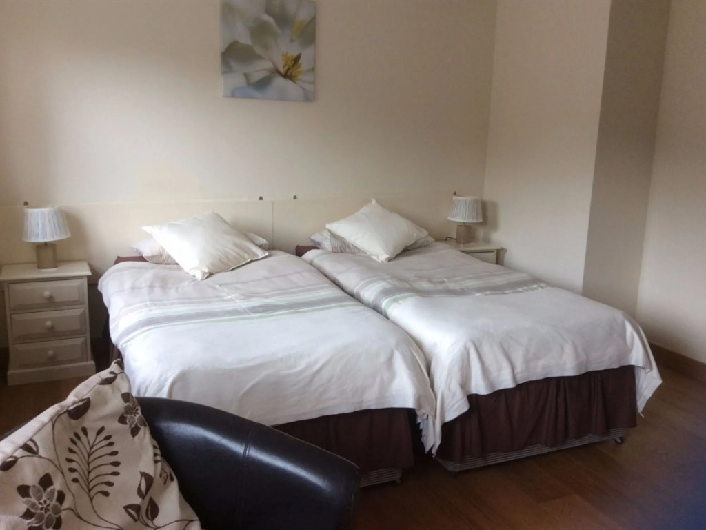 The Regent Motel & Bar