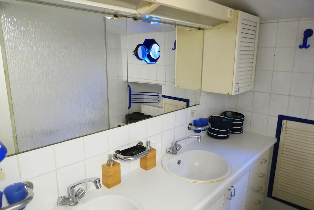 Boat-Apartment Rotterdam Fokkelina