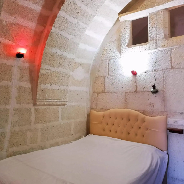 ULAŞ CAVE HOTEL