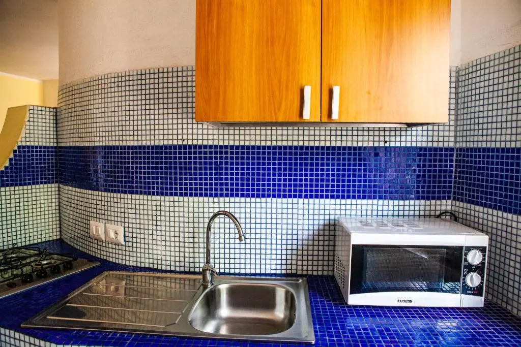 Casa Vacanze a 200 mt spiaggia con 5 camere 2 bagni e 9 posti letto