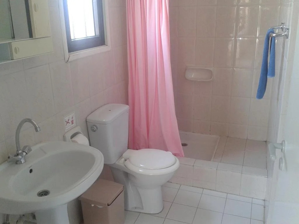 Lefki Tree Tourist Apartments