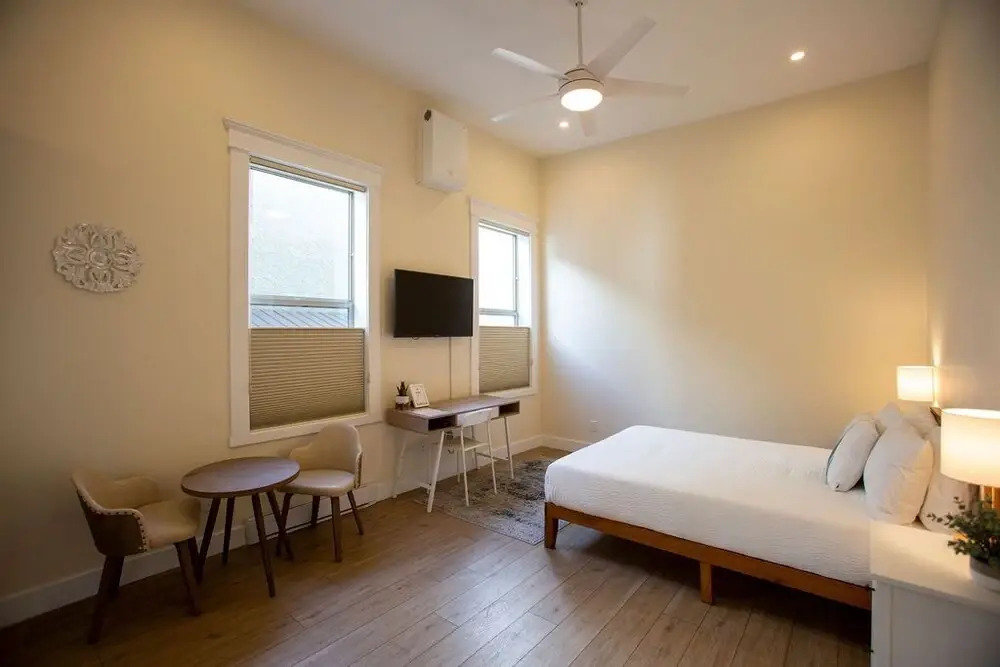 Stirling All Suites Hotel