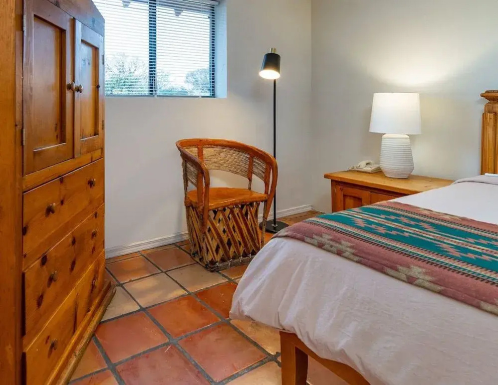 Pecos Trail Inn