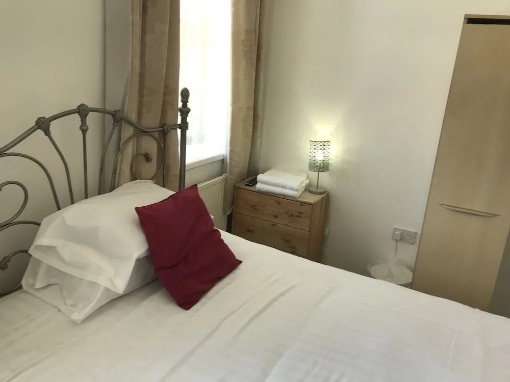 The Clifton Hotel Newcastle