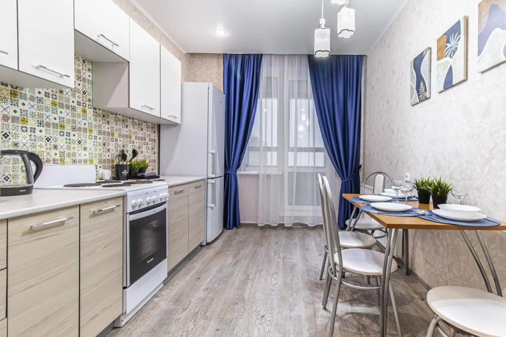 Vegas apartments (Вегас апартментс) на проспекте Гагарина 99 корпус 2