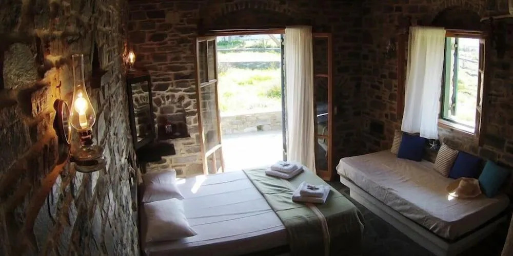 Arokaria Hideaway Suites