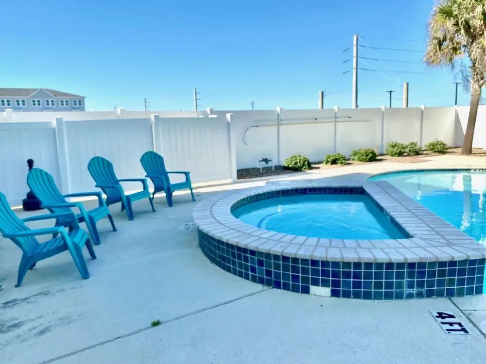 7 Meridian Condos 3 Bedrooms 2.5 Bathrooms Condo