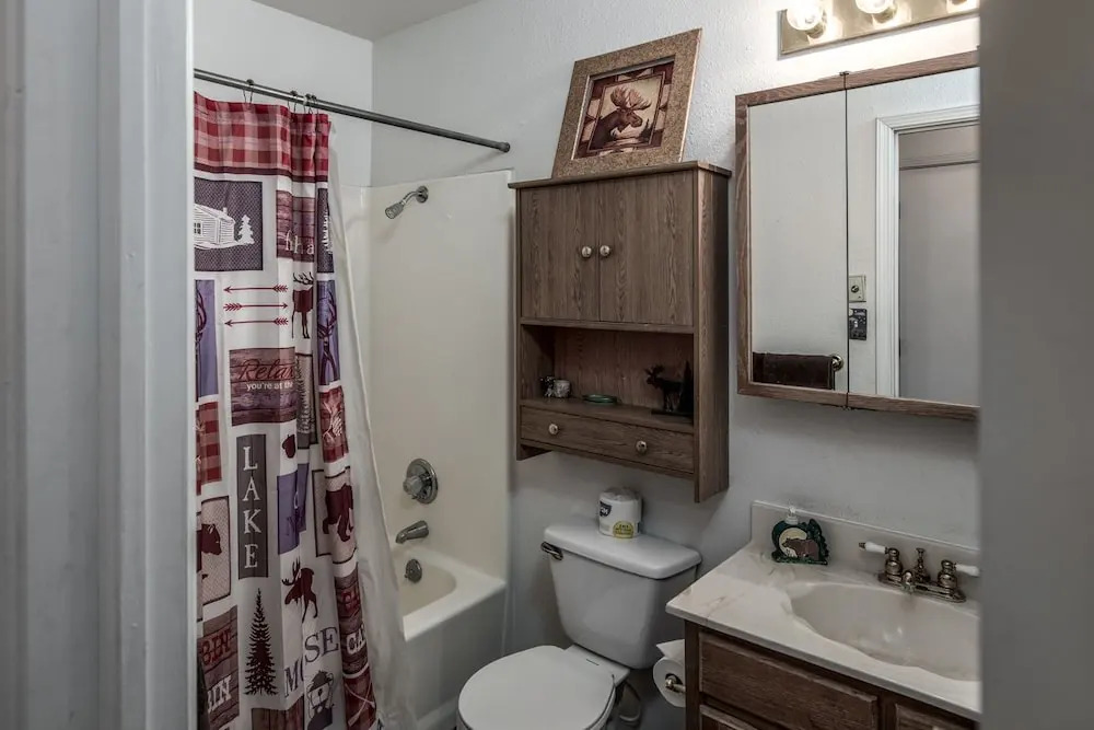 14 Pin - Two Bedroom Cabin