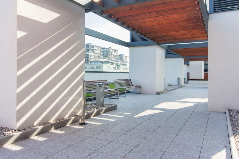 New Modern Apartment with Zizkov Parking