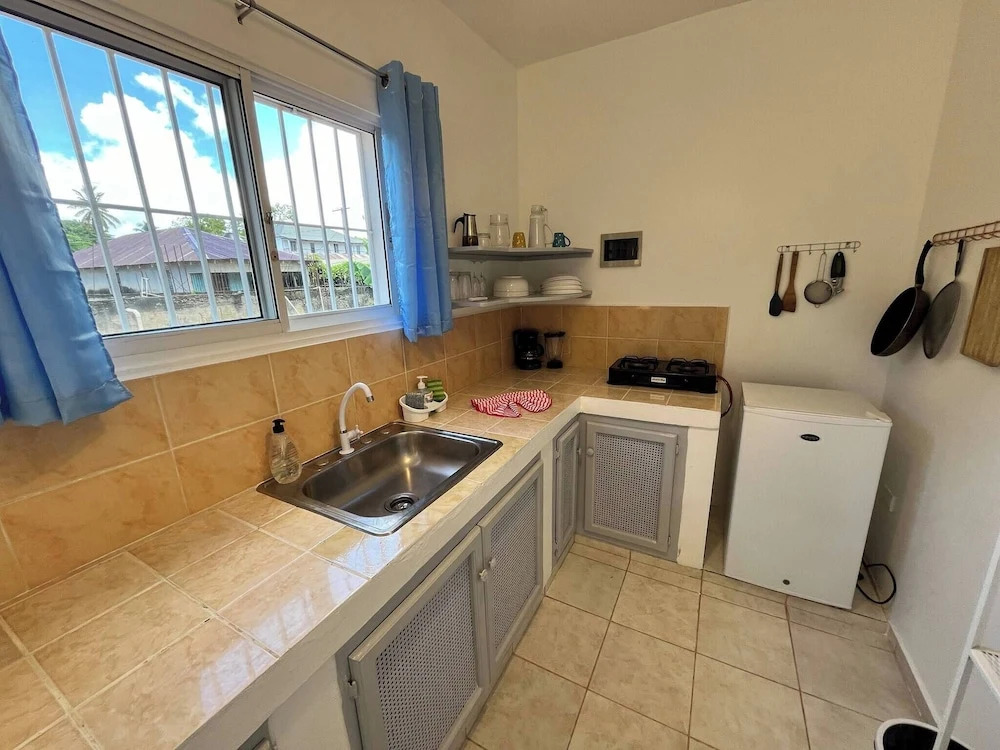 Secure 2-pers Apartment Close to the Beach