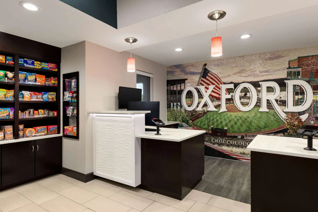 La Quinta by Wyndham Oxford - Anniston