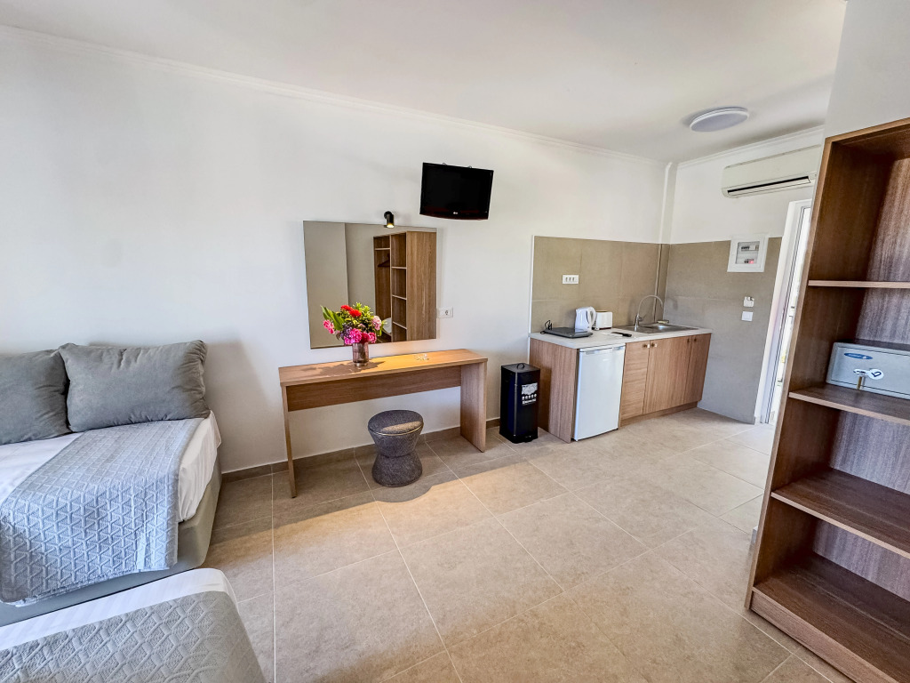 Athina Apartments