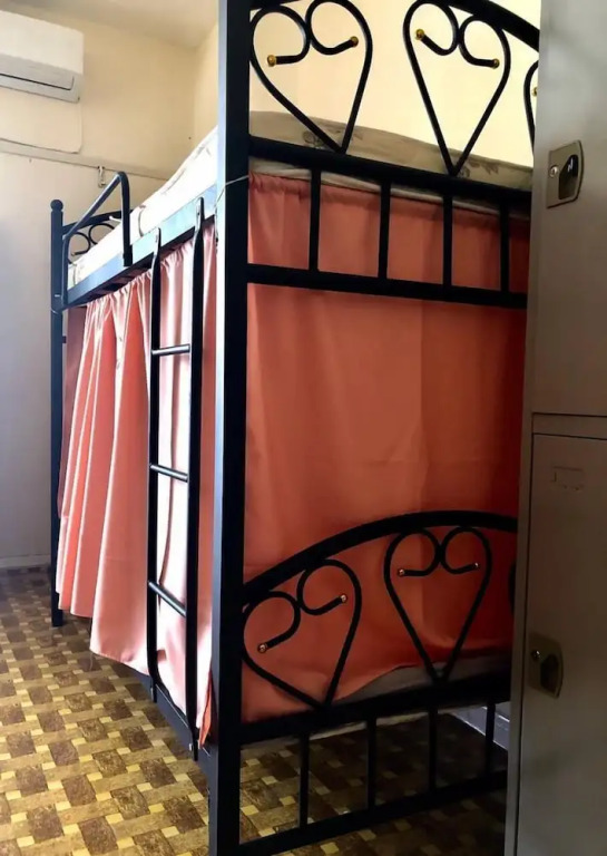 Friends House Hostel