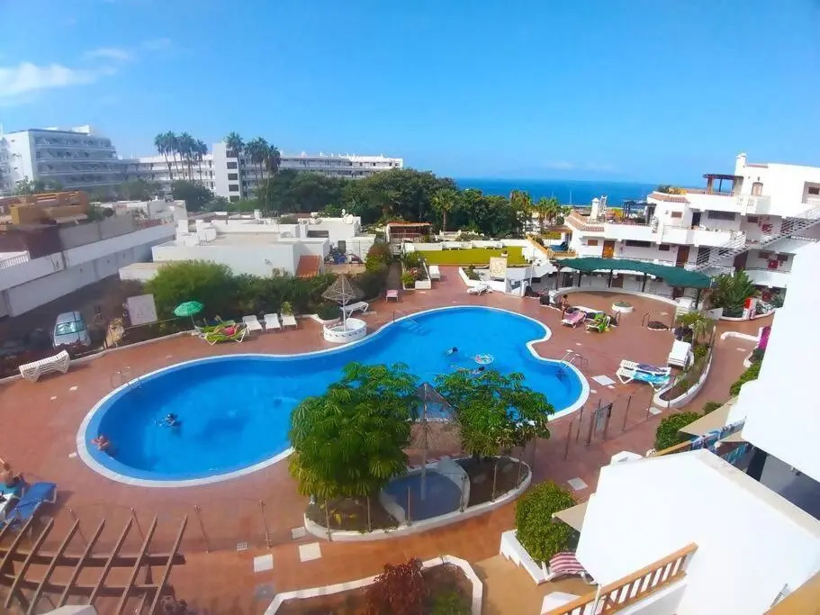 Close to beach with pool & sea views 209