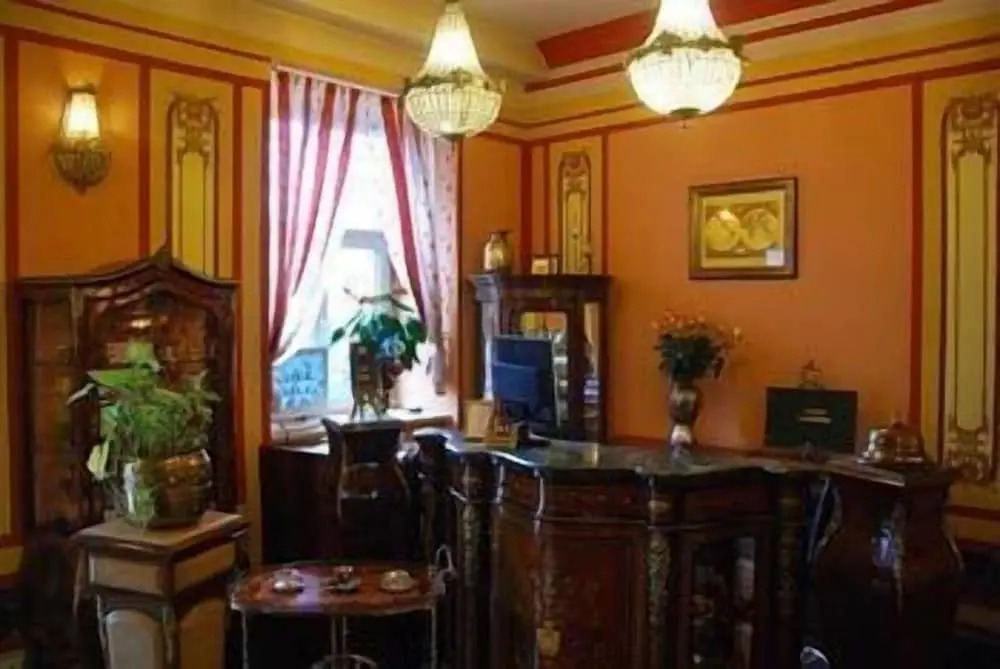 Old Time Aparthotel
