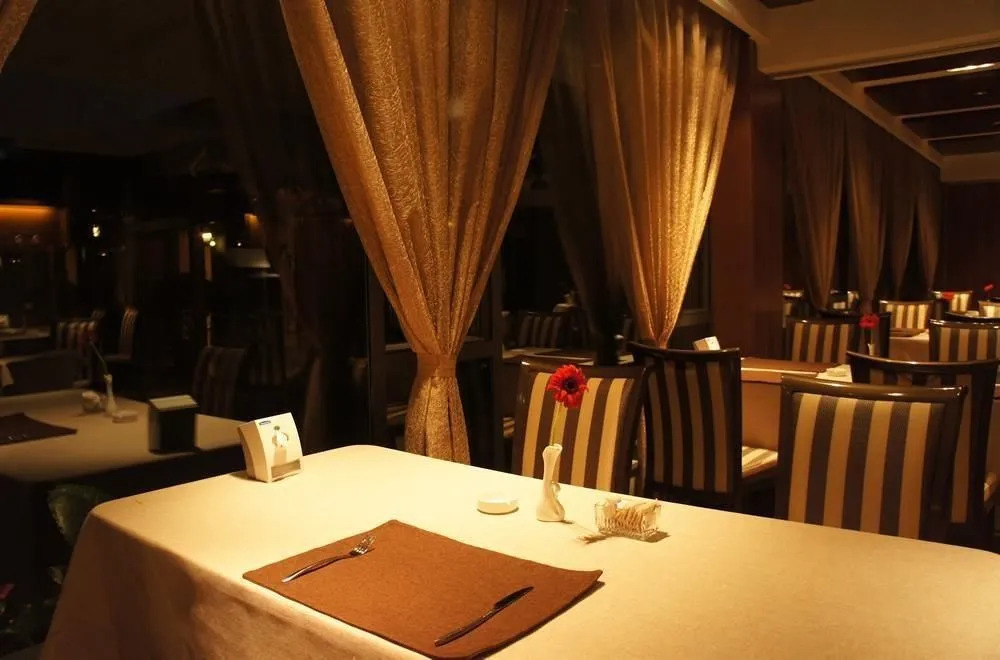 Jinyaxuan Boutique Courtyard Hotel
