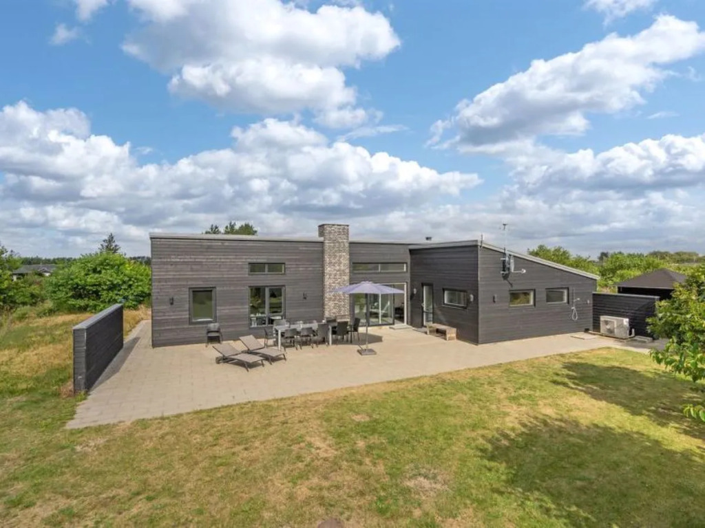 Holiday Home Weike - 950m to the fjord by Interhome