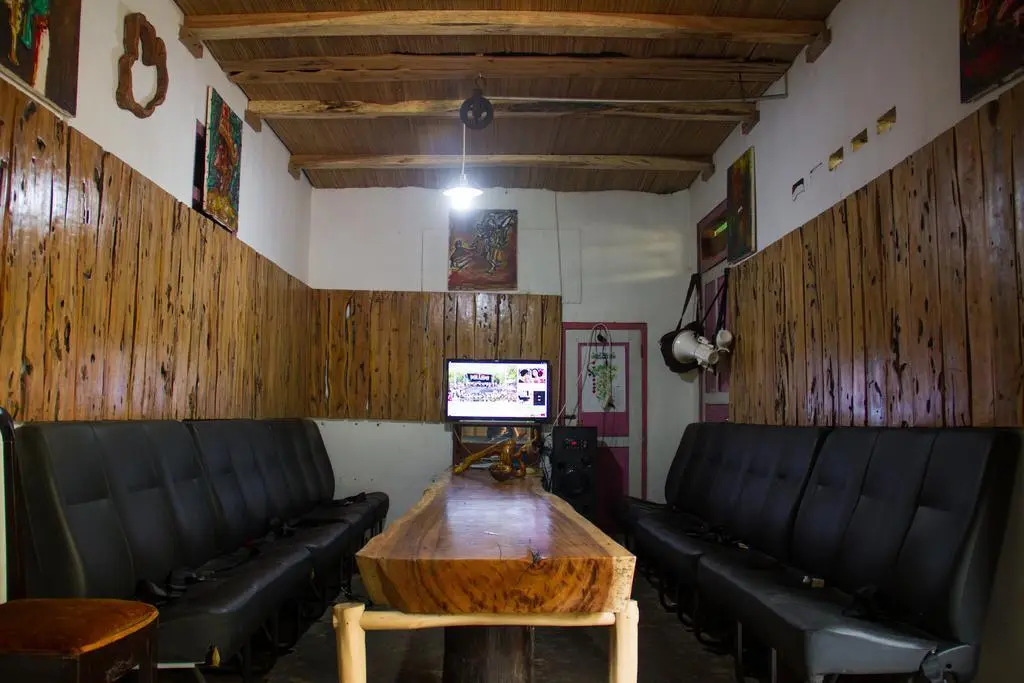 Rimbono Homestay