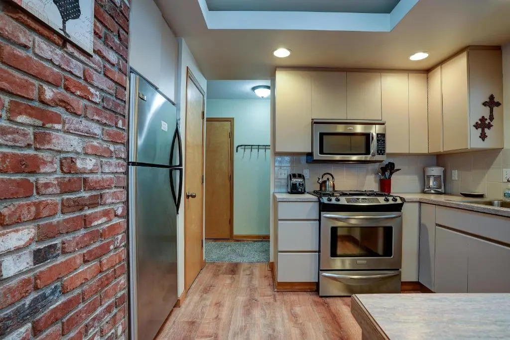 6 Otter-HOT Tub-3BR/2BA