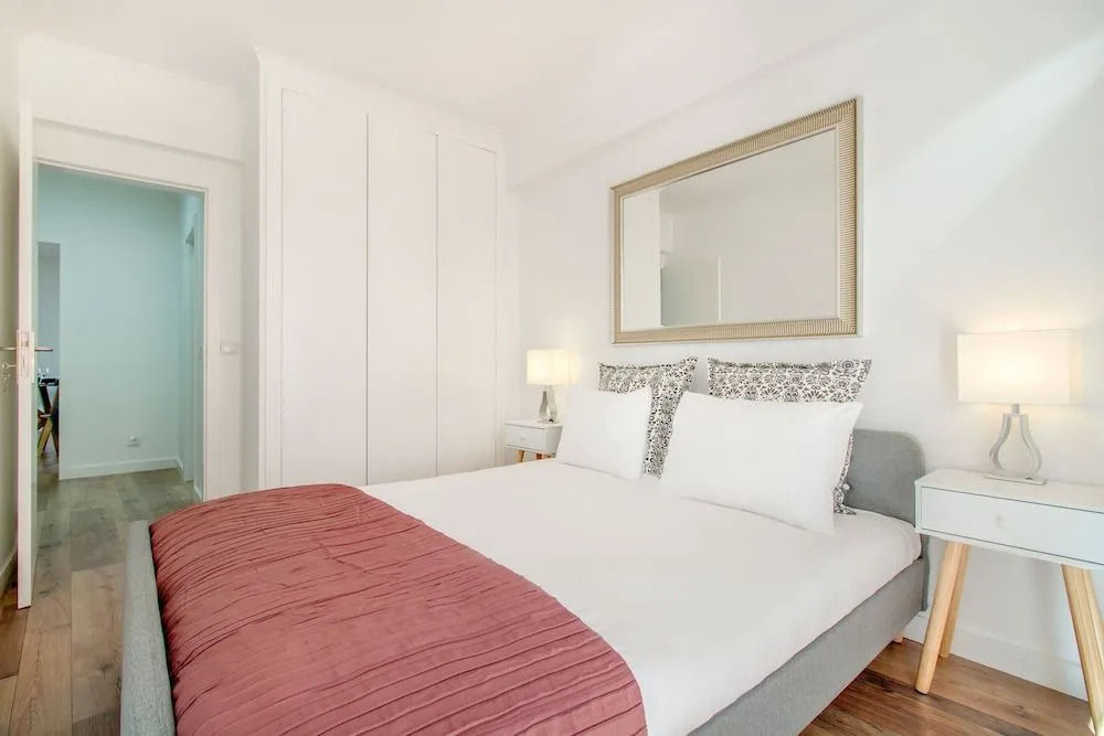 Lisbon Stay at Santo António Flat