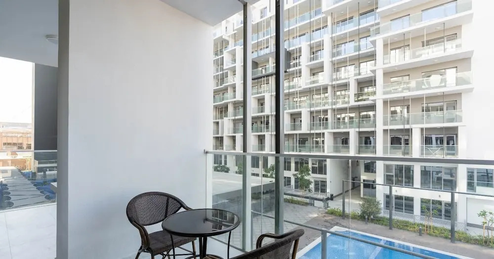 Modern Studio in Oasis -607