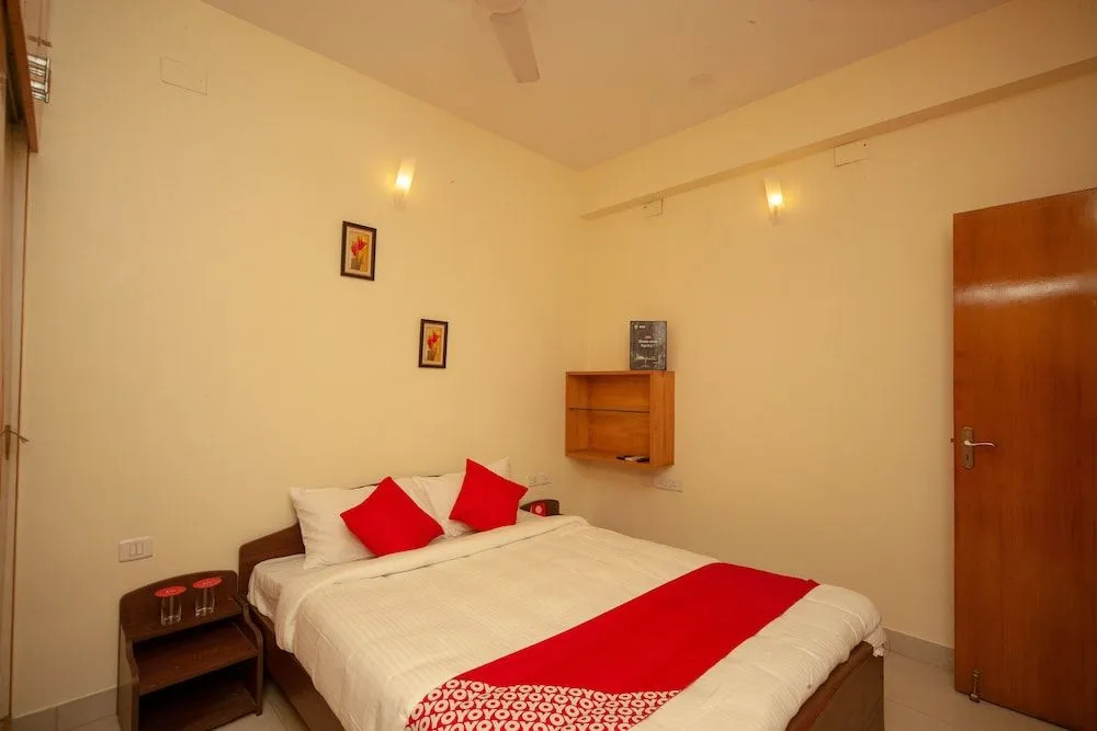 OYO 24394 Flagship Deepalakshmi T Nagar