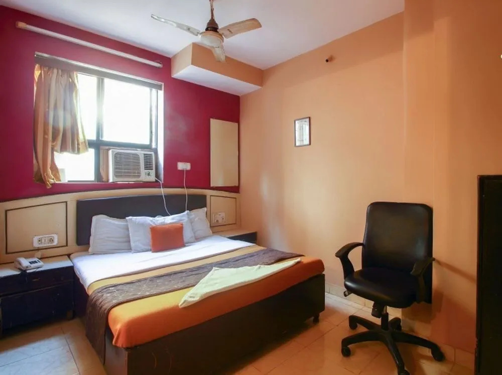 Hotel Red Palm