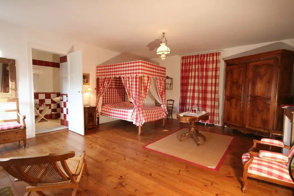 logis de la clef de bois