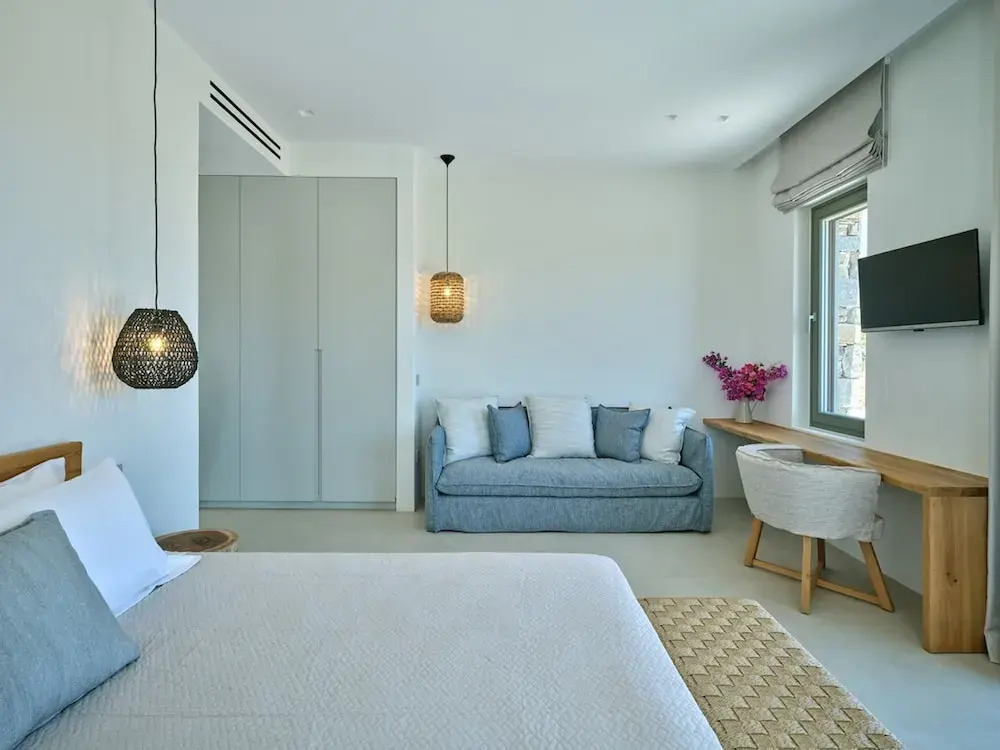 Luxury Villa Serenely
