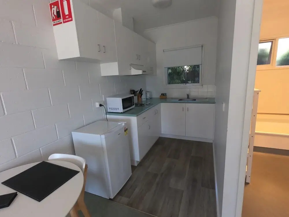 Mibnb Geelong CBD Spacious Studio Apartments