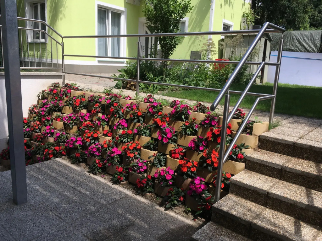AJO Apartments - Alte Donau Lake or Garden View Balcony Studio - Self-Check-in