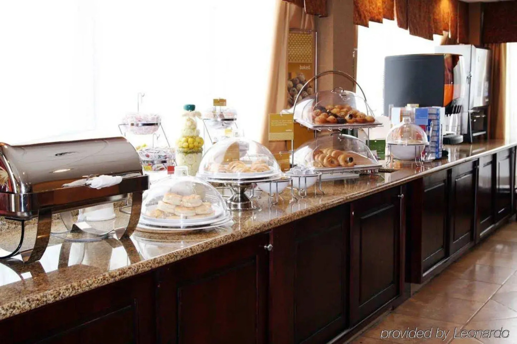 Hampton Inn Norfolk/Chesapeake - Greenbrier Area