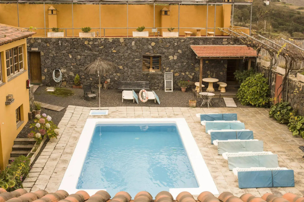 Casas Rurales La Tanquera y Las Rosas