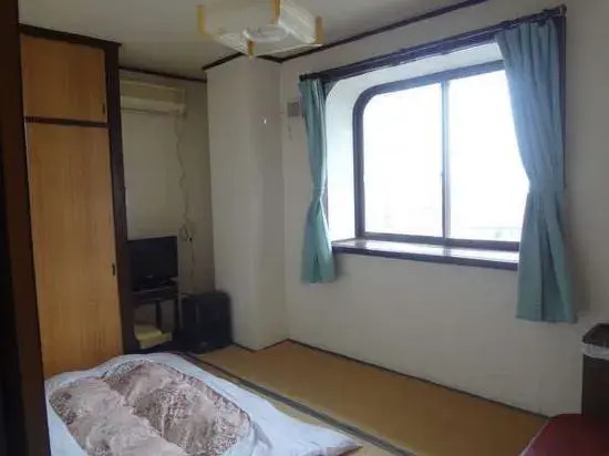Business Hotel Wakafuji