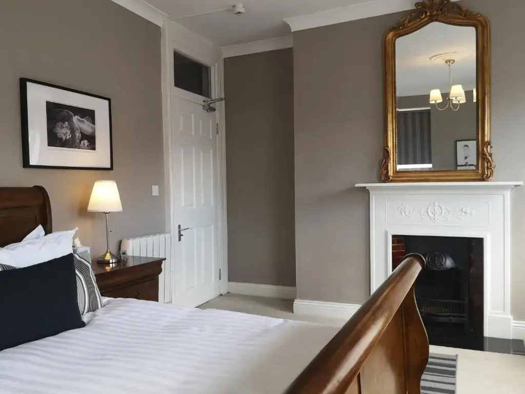 Shaw Suite