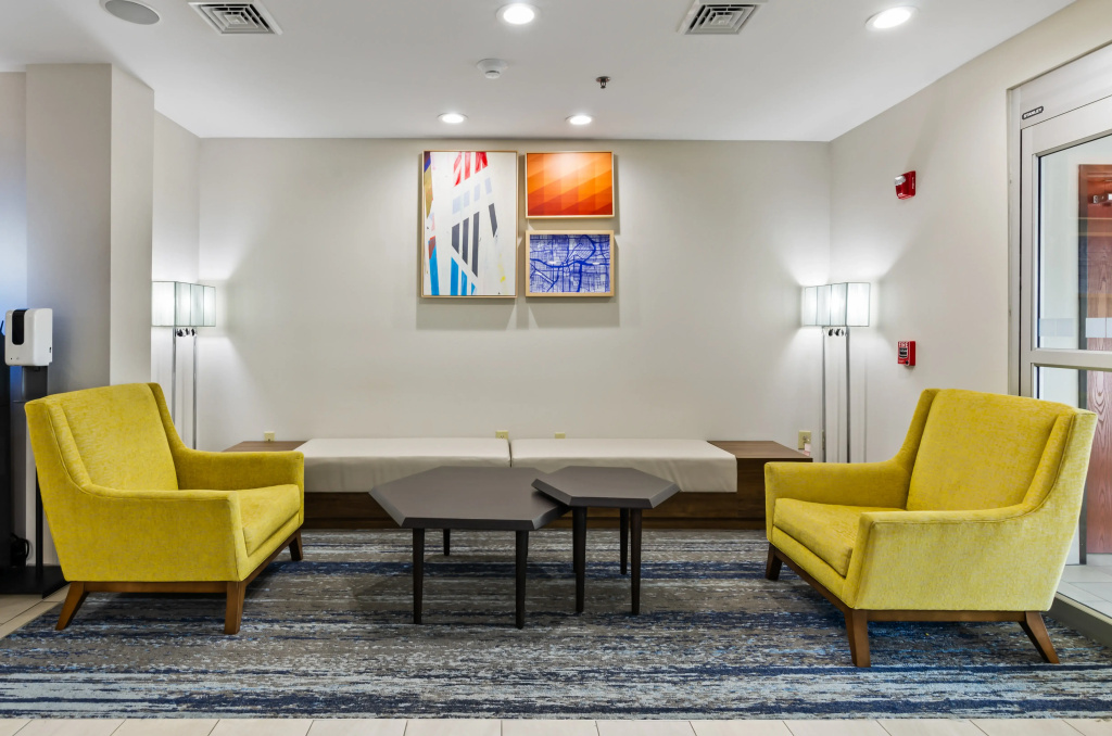 Holiday Inn Express & Suites Wytheville by IHG