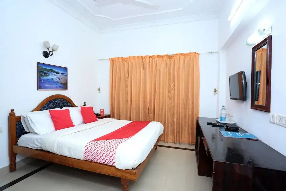 OYO Flagship  17345 MG Road